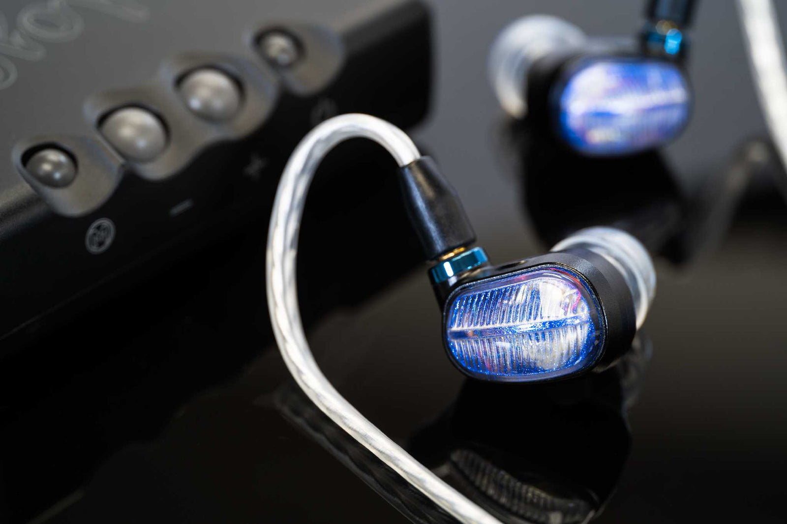 Campfire Audio Alien Brain Earphone