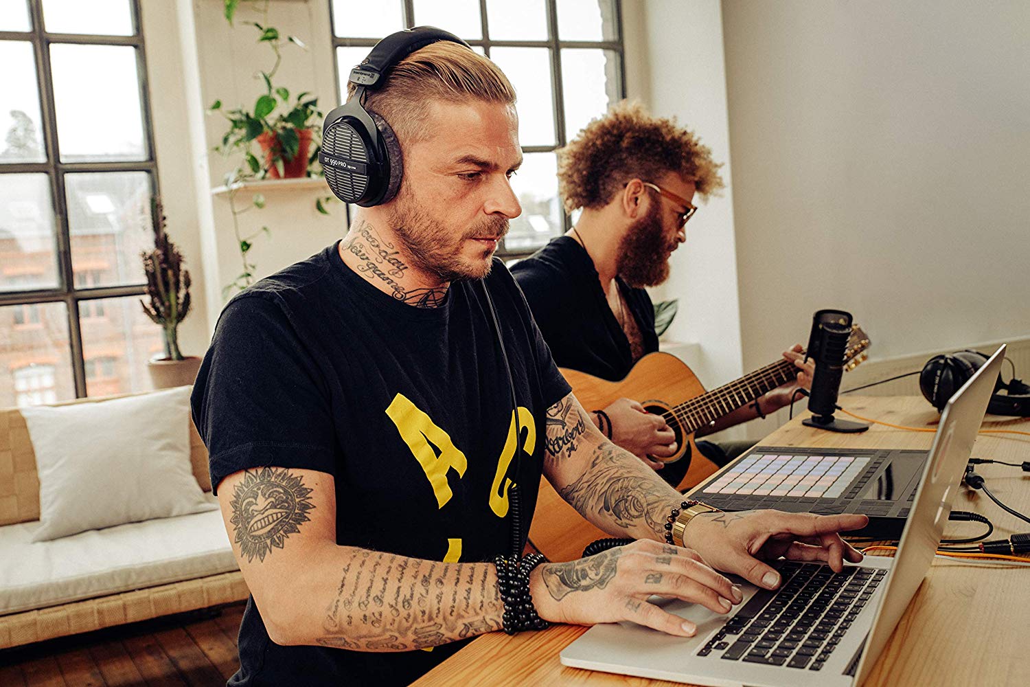 Beyerdynamic DT 990 PRO Open Back Monitor Headphones