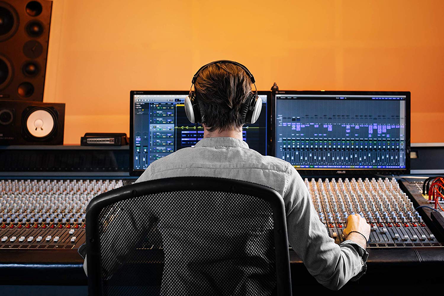 Beyerdynamic DT 880 PRO Monitor Headphones-250 ohms