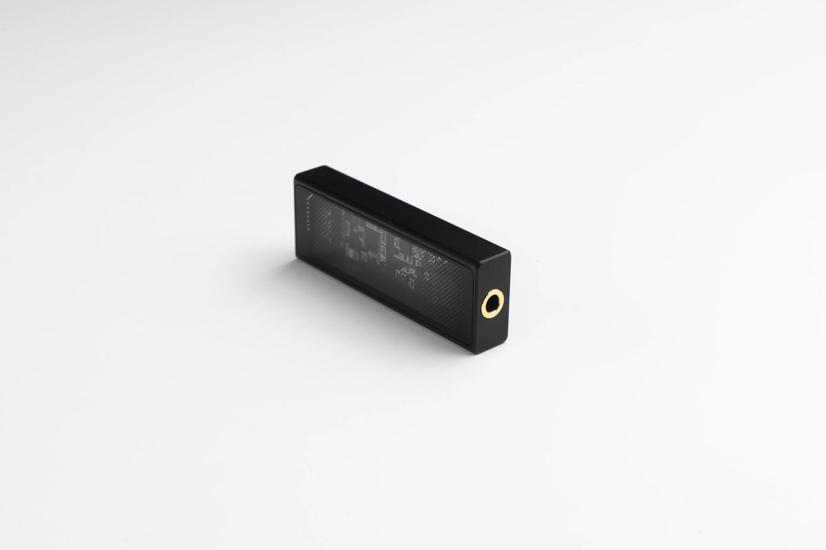 Questyle M12i Portable Headphone Amplifier