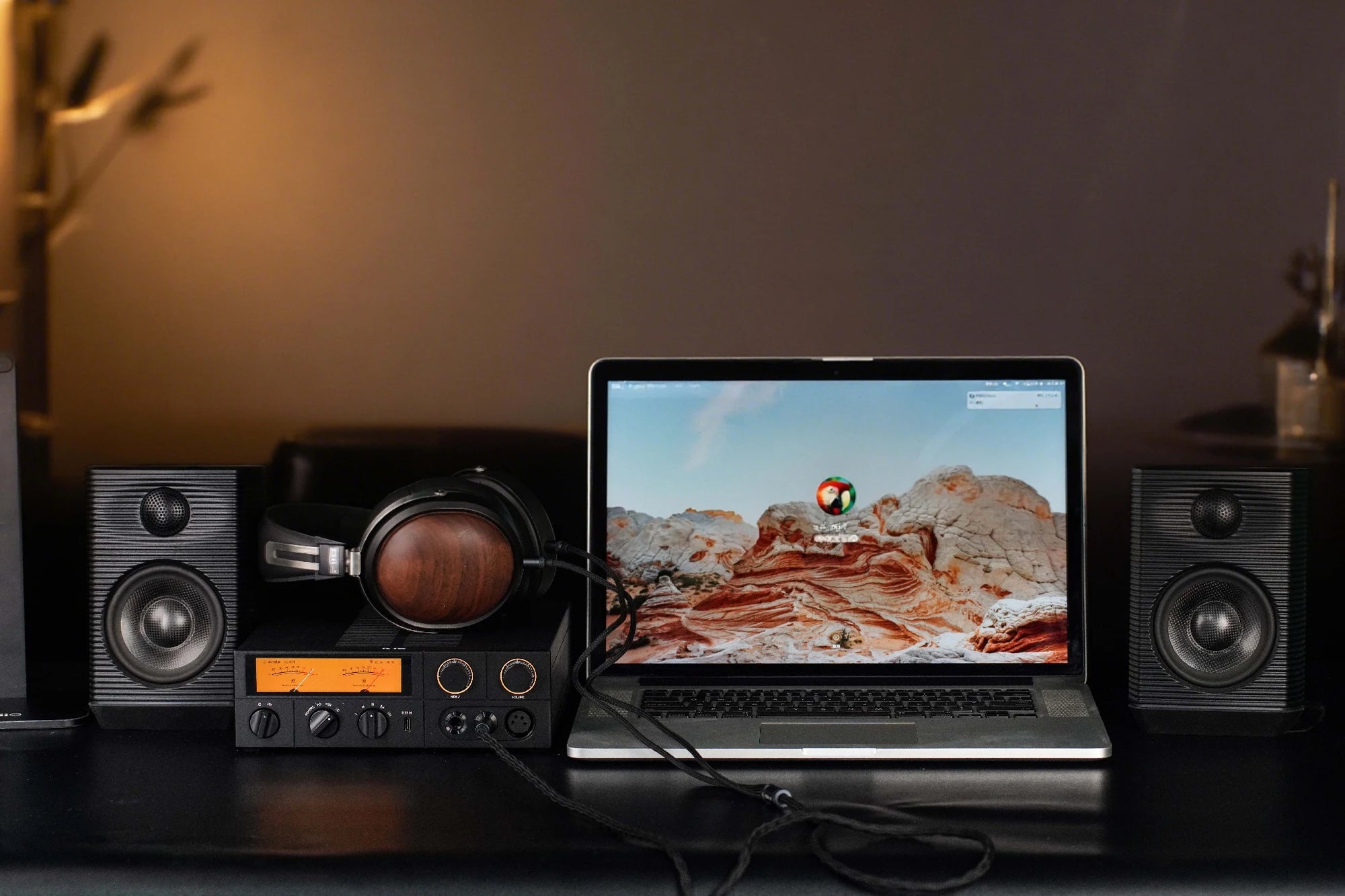 FiiO K15 Desktop DAC & Headphone Amplifier