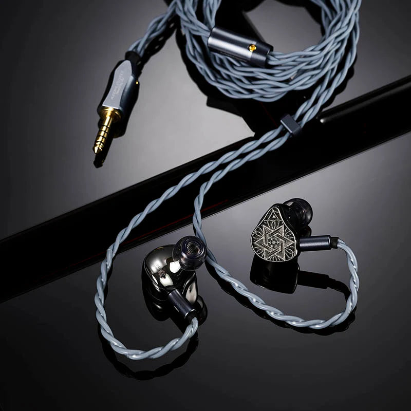 Unique Melody Maven III Moonshard In Ear Monitor