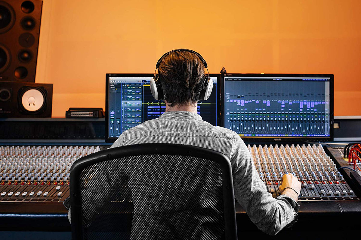 Beyerdynamic DT 880 PRO Monitor Headphones-250 ohms