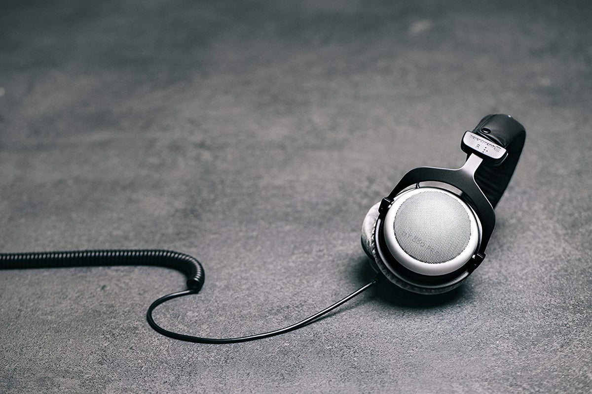 Beyerdynamic DT 880 PRO Monitor Headphones-250 ohms