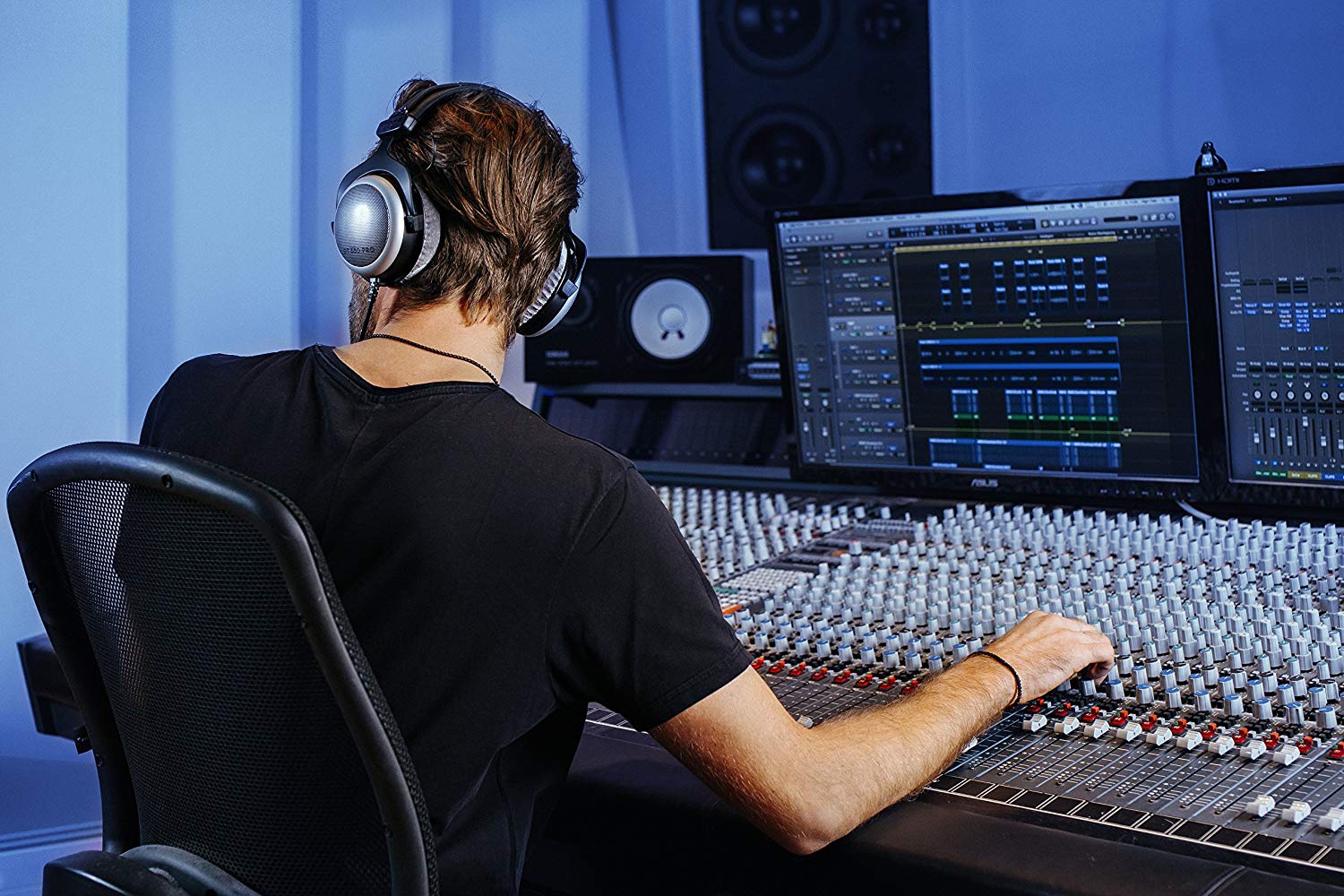 Beyerdynamic DT 880 PRO Monitor Headphones-250 ohms