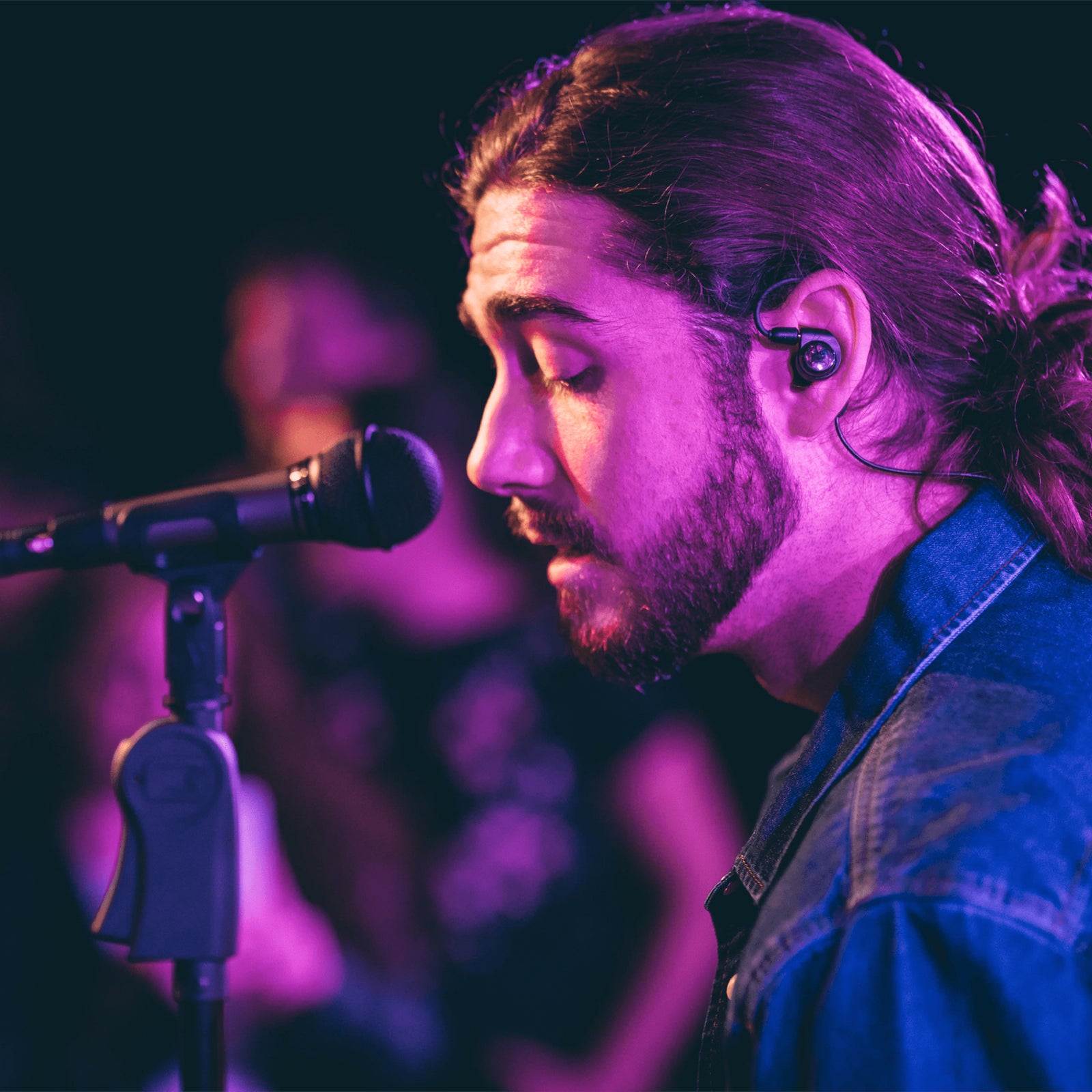 Audio-Technica ATH-E40 Professional In-Ear Monitor Headphones