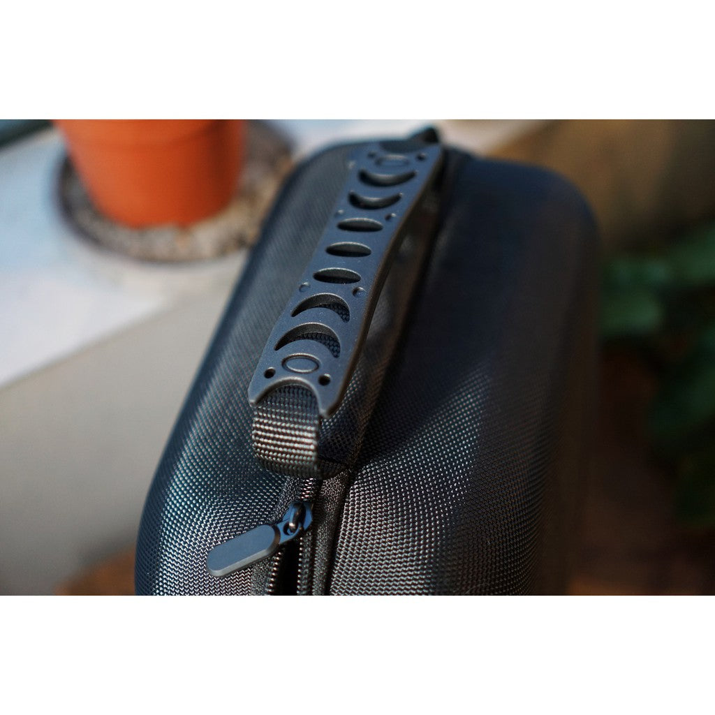 Headphone Hard Case (28cm x 22.5cm x 13cm) Compatible with High-end Headphones